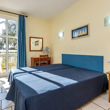 Hotel apartamentowy Club Ouratlantico 3*
