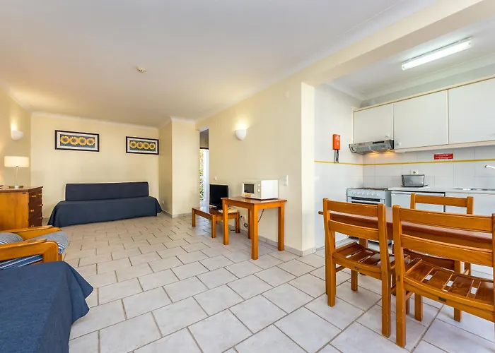 아파트호텔 Club Ouratlantico 3*