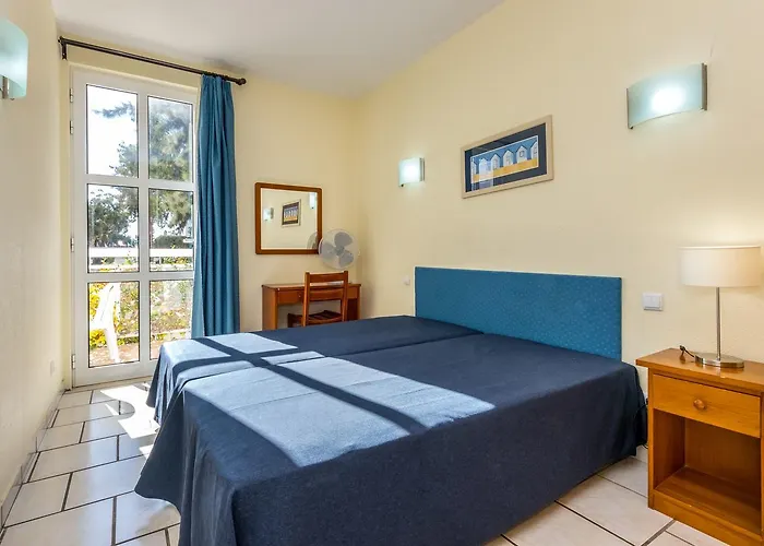 아파트호텔 Club Ouratlantico 3*