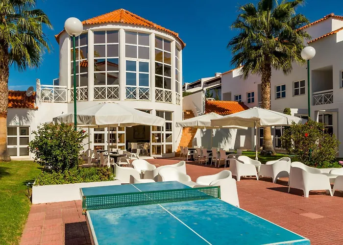 아파트호텔 Club Ouratlantico 3*