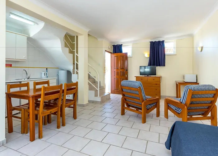 Club Ouratlantico 3* Албуфейра